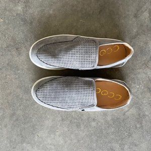 CCOCCI shoes, size 7.5, grey